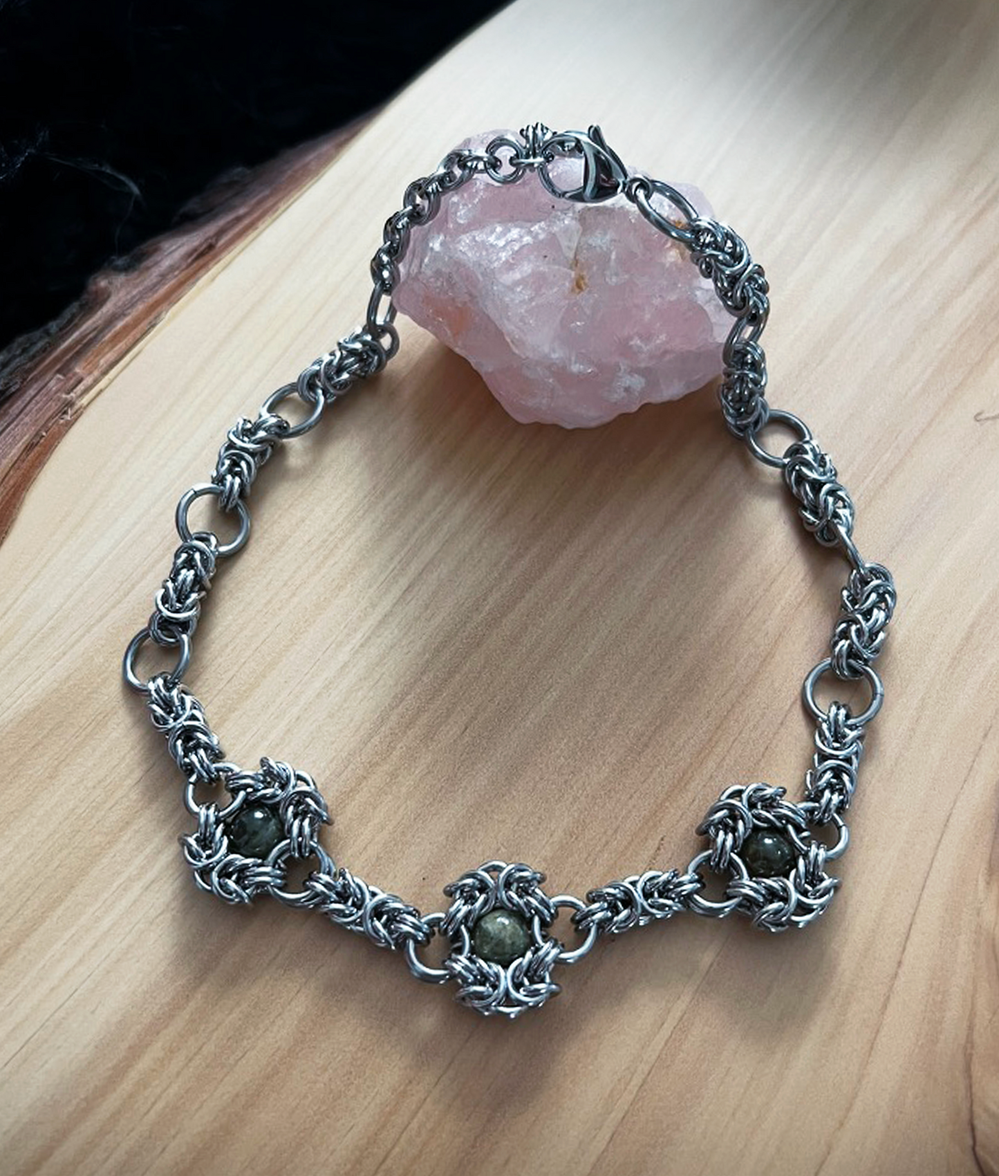 Akhalarna Necklace